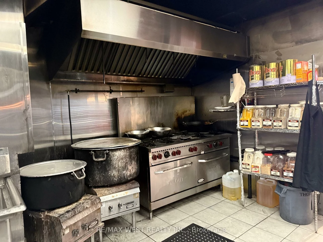 9108, Yonge, North Richvale, Richmond Hill