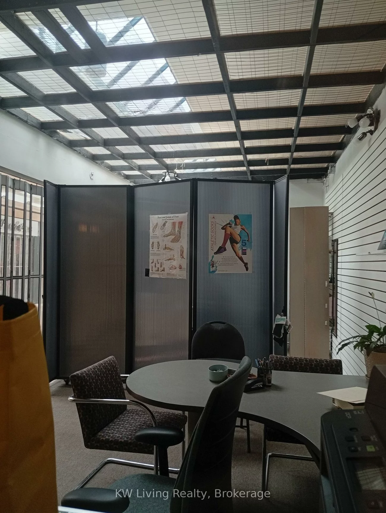 670, Highway 7, Beaver Creek Business Park, Richmond Hill