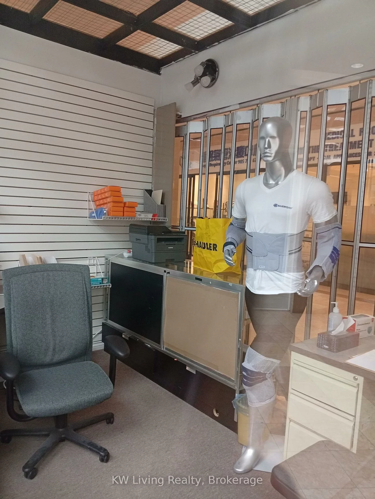 670, Highway 7, Beaver Creek Business Park, Richmond Hill