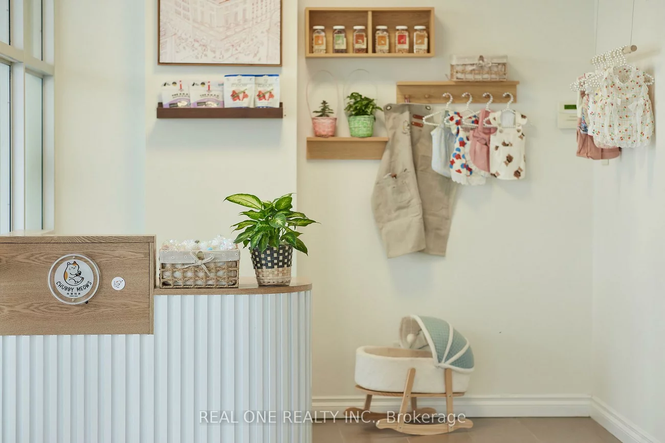 12285, Yonge, Rural Richmond Hill, Richmond Hill