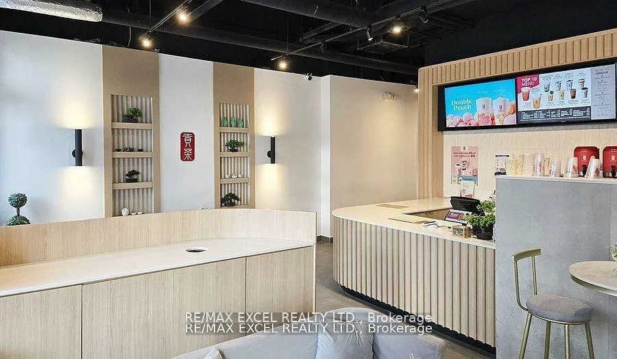 9471, Yonge, Observatory, Richmond Hill