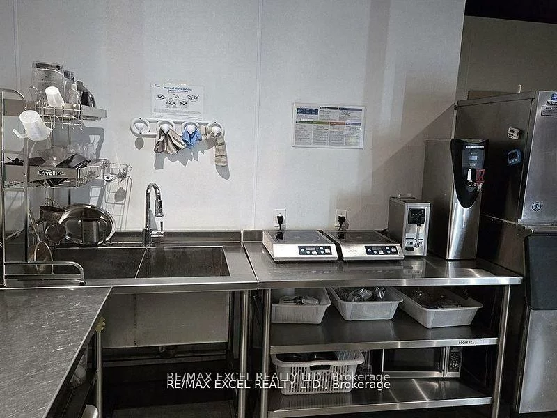 9471, Yonge, Observatory, Richmond Hill