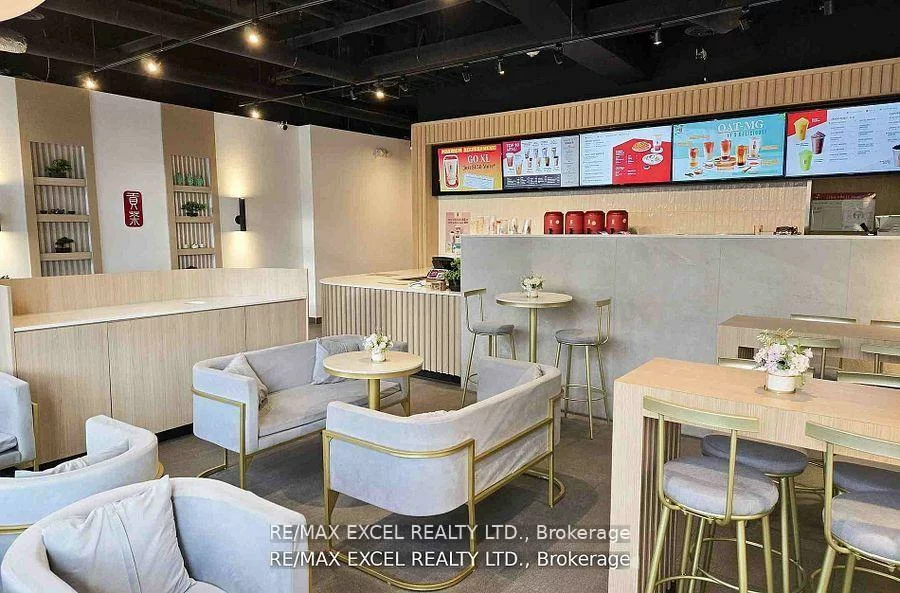 9471, Yonge, Observatory, Richmond Hill