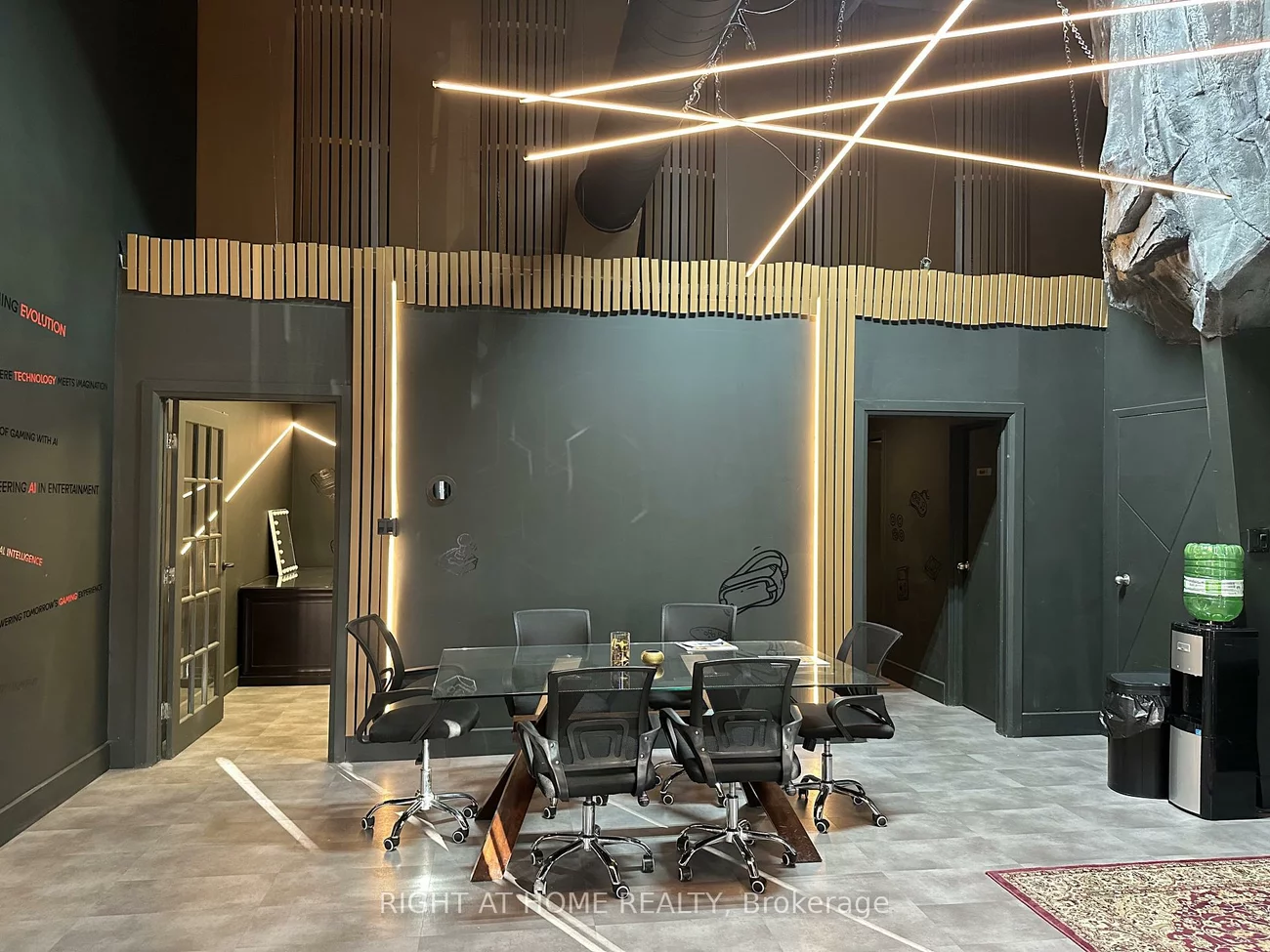 95, West Beaver Creek, Beaver Creek Business Park, Richmond Hill