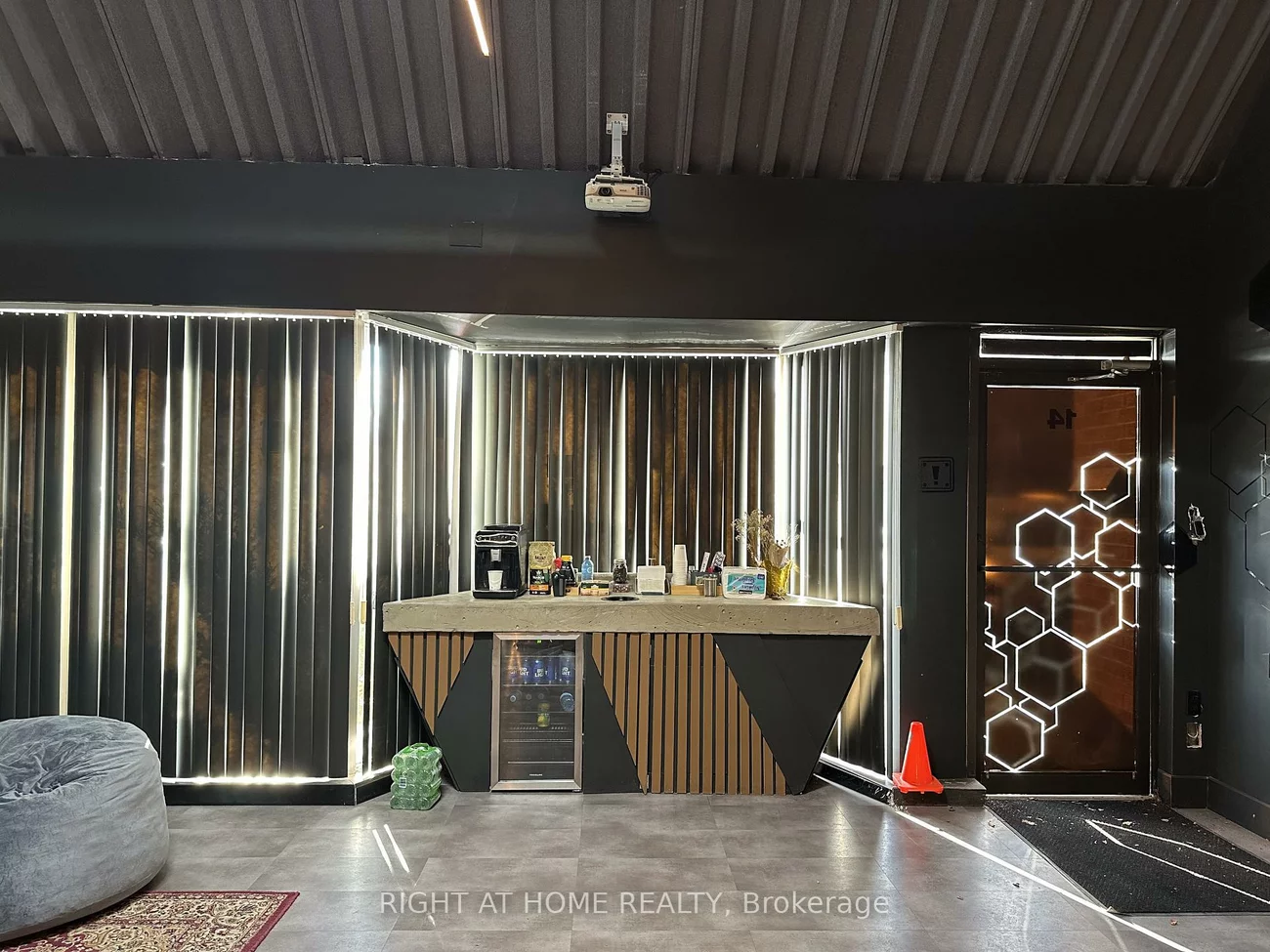 95, West Beaver Creek, Beaver Creek Business Park, Richmond Hill