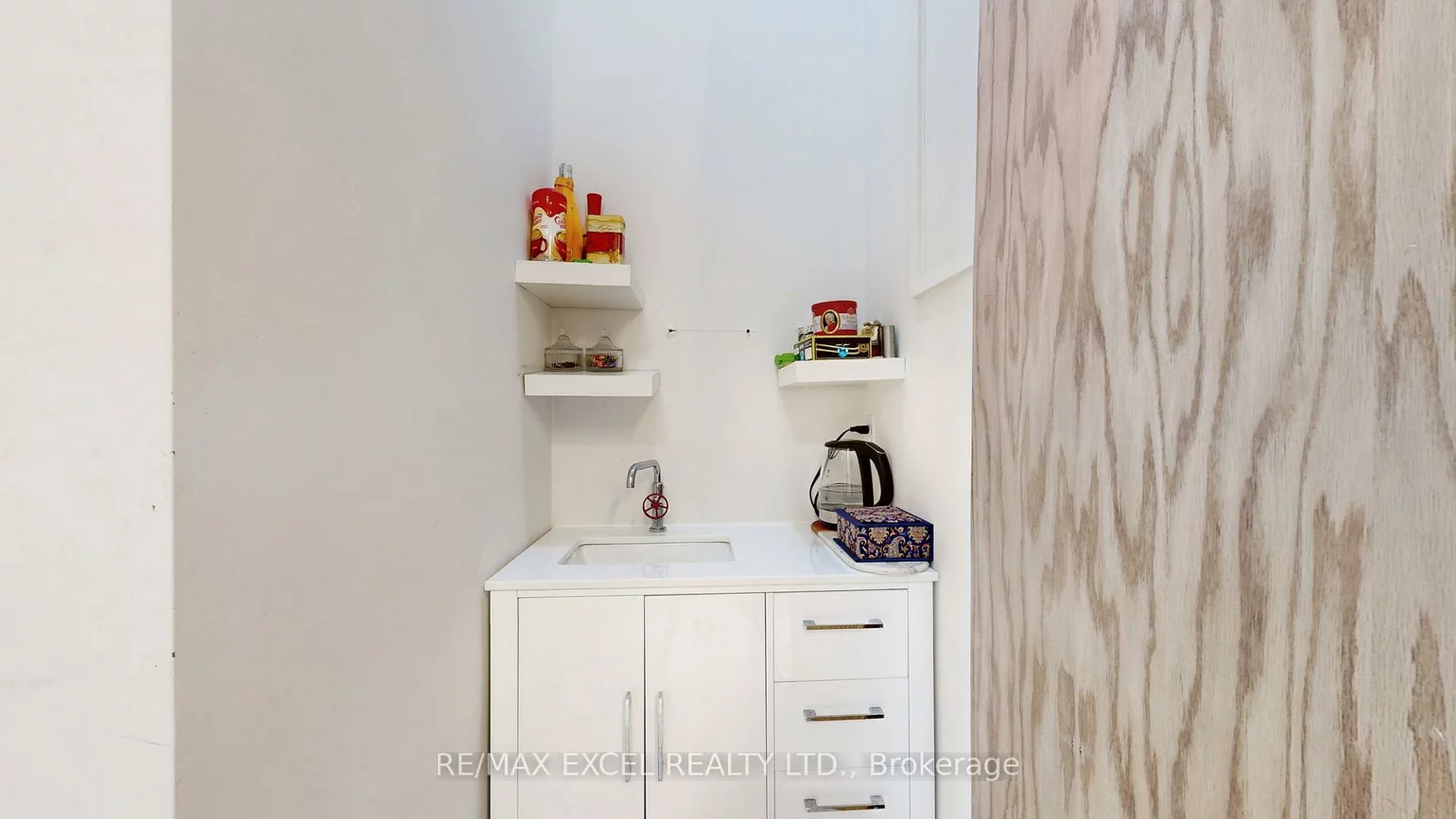 9610, Yonge, North Richvale, Richmond Hill