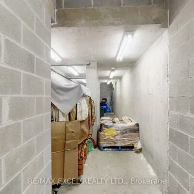 9610, Yonge, North Richvale, Richmond Hill