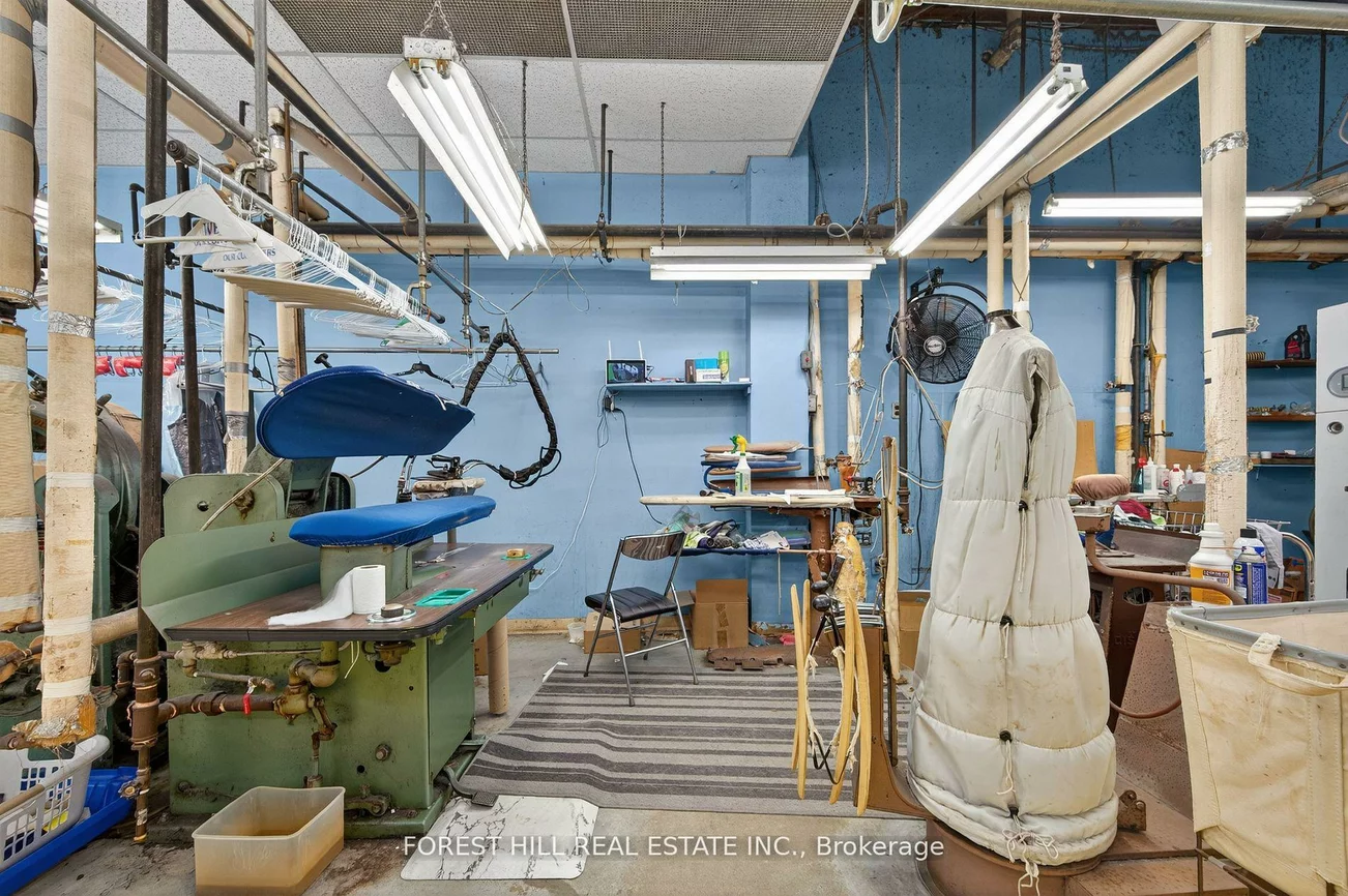 9625, Yonge, Harding, Richmond Hill