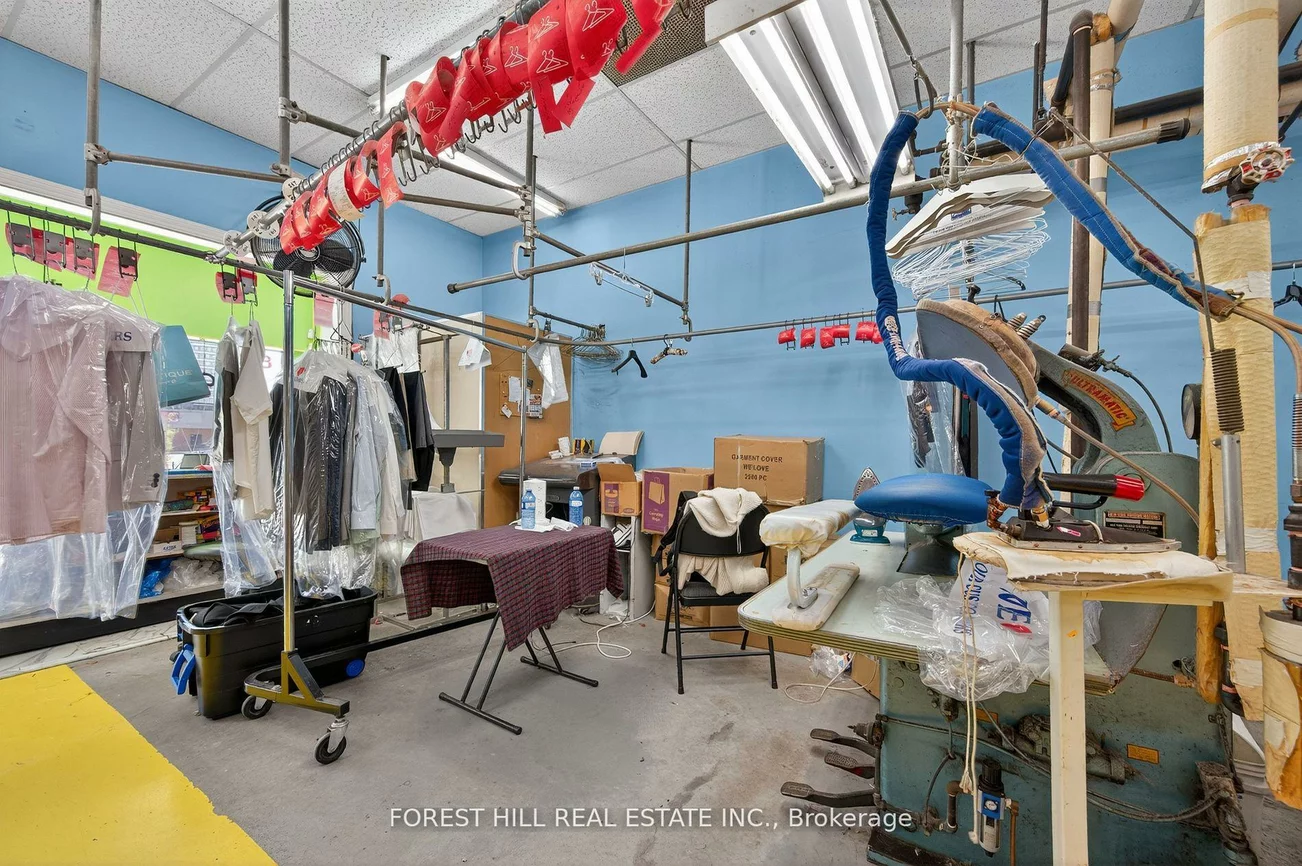 9625, Yonge, Harding, Richmond Hill