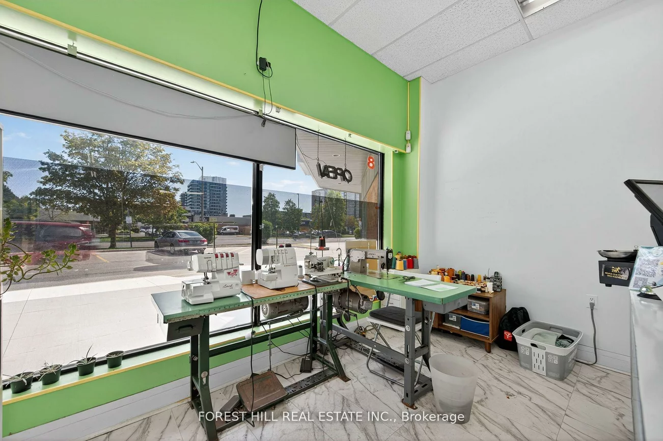 9625, Yonge, Harding, Richmond Hill