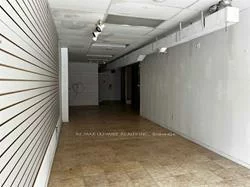 10119, Yonge, Crosby, Richmond Hill