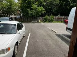 10119, Yonge, Crosby, Richmond Hill