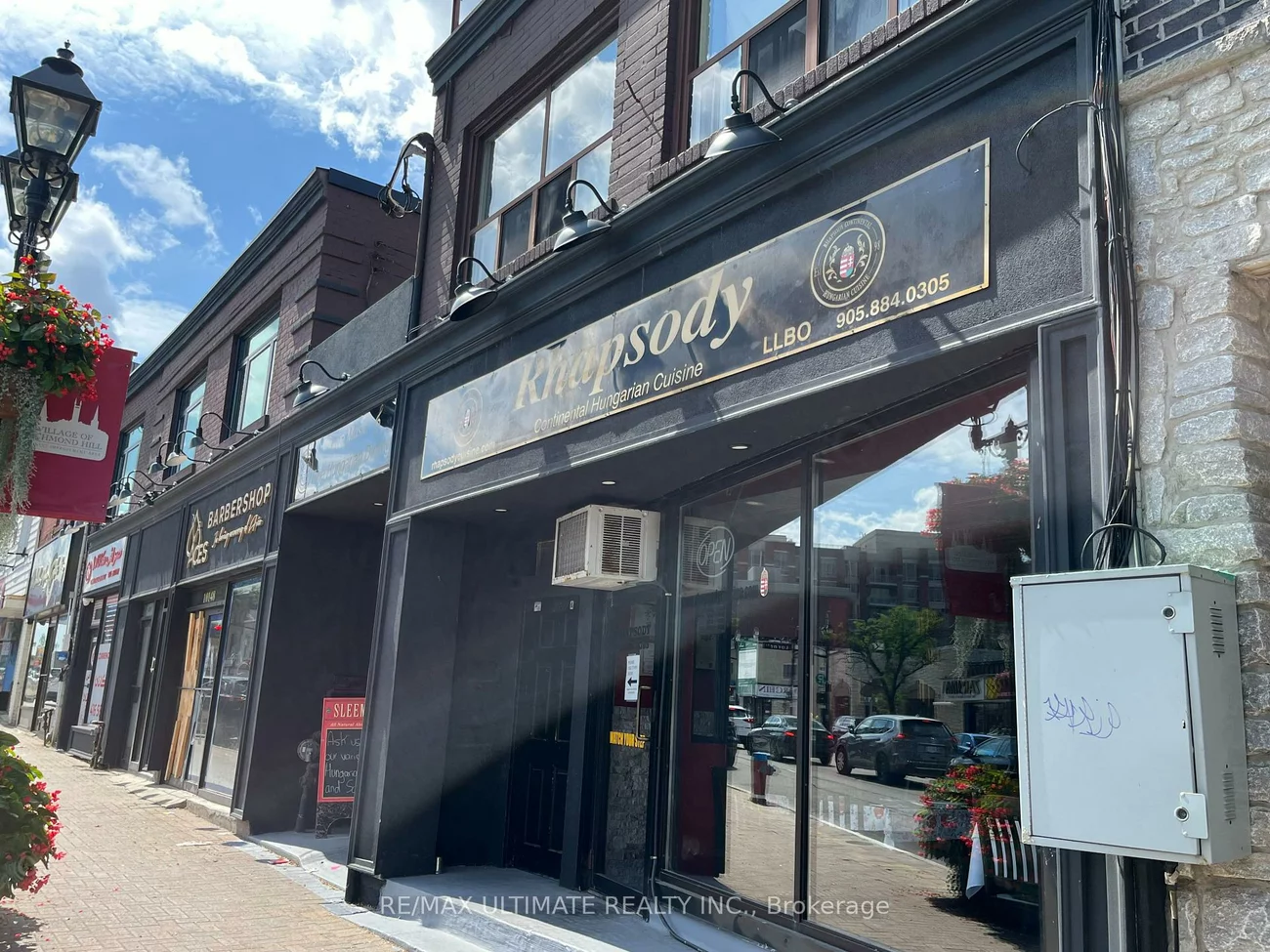 10152, Yonge, Mill Pond, Richmond Hill