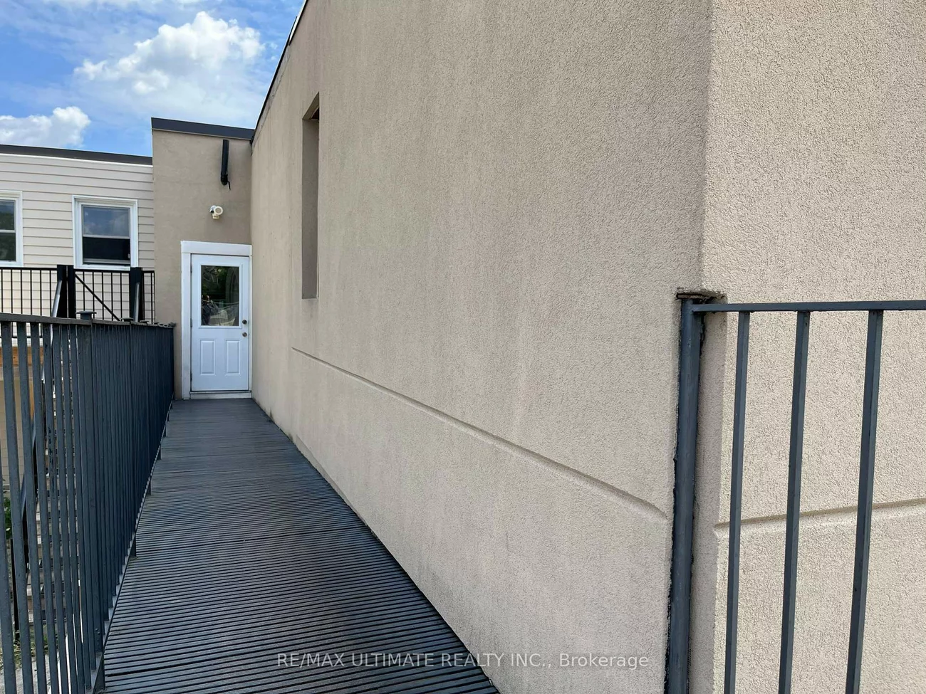 10152, Yonge, Mill Pond, Richmond Hill