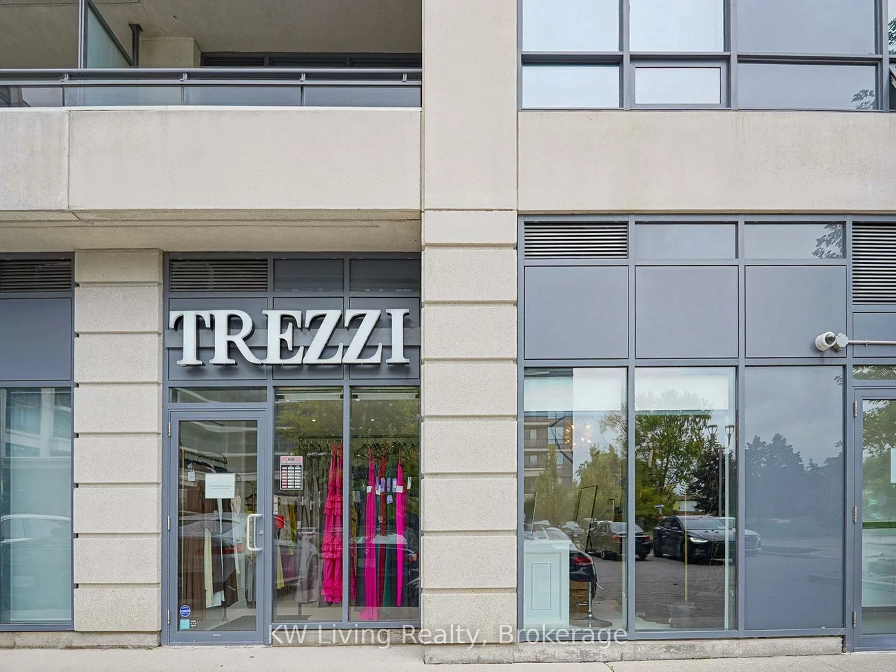 372, Hwy 7, Doncrest, Richmond Hill