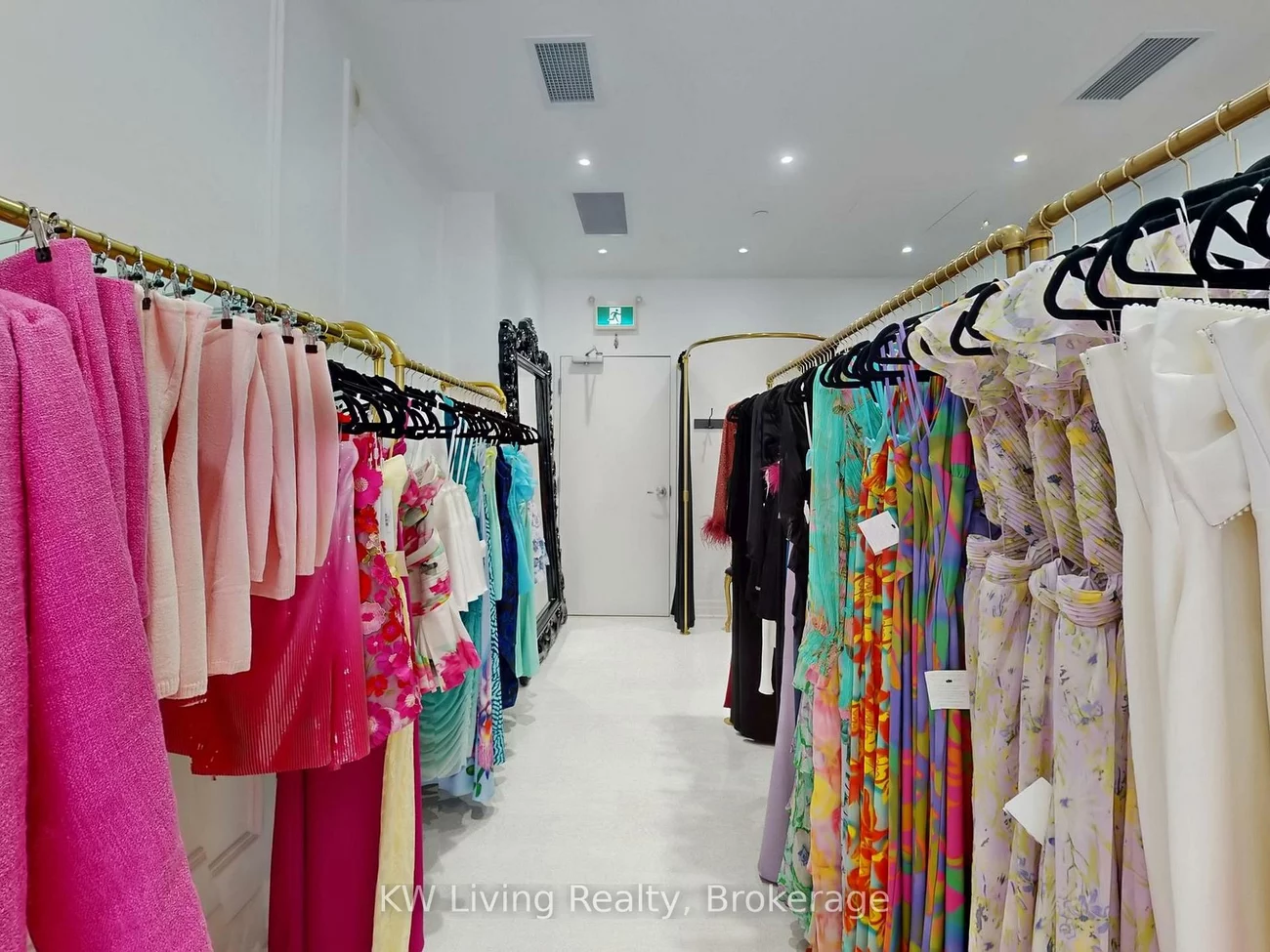 372, Hwy 7, Doncrest, Richmond Hill