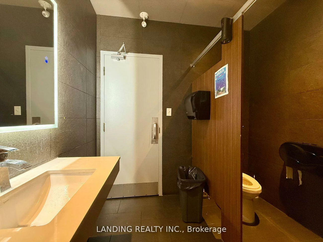 350, Highway 7 E, Doncrest, Richmond Hill