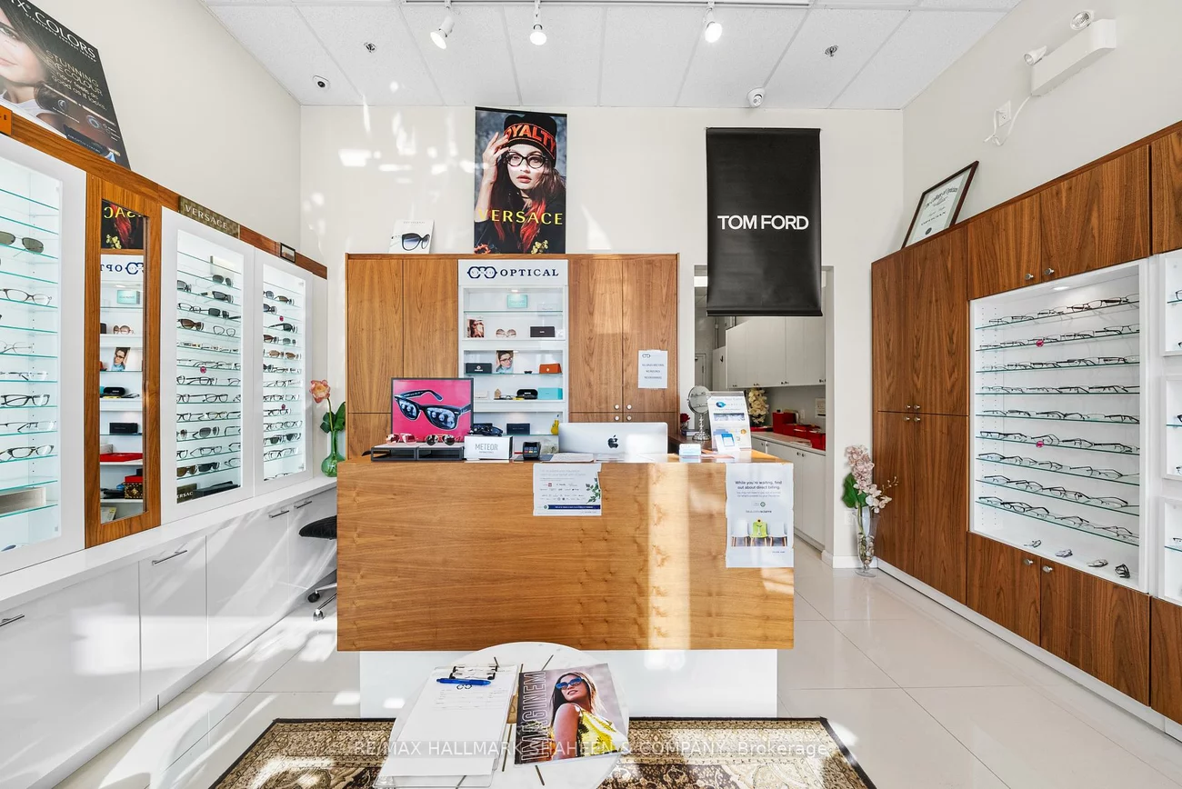 9610, Yonge, North Richvale, Richmond Hill