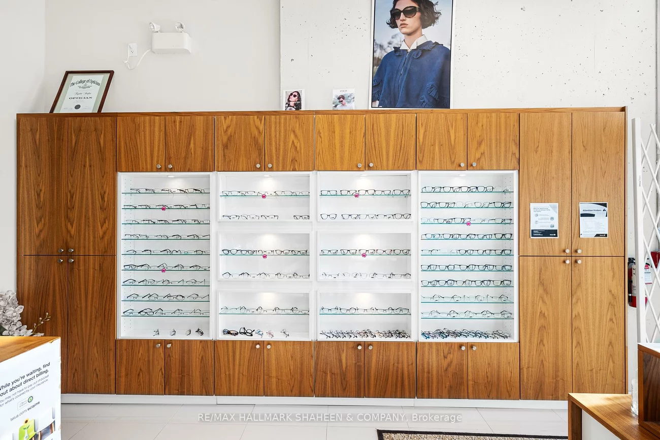 9610, Yonge, North Richvale, Richmond Hill