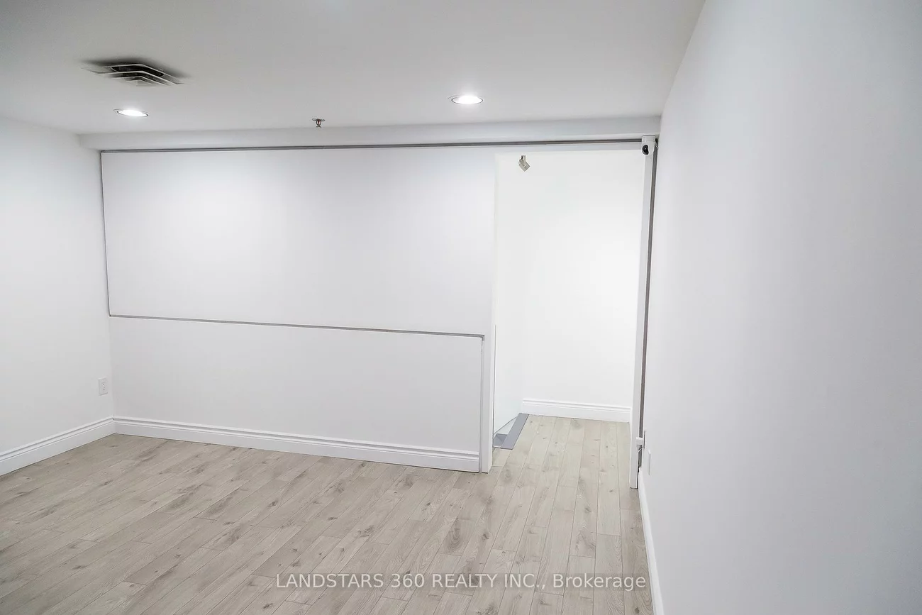 95, East Beaver Creek, Beaver Creek Business Park, Richmond Hill