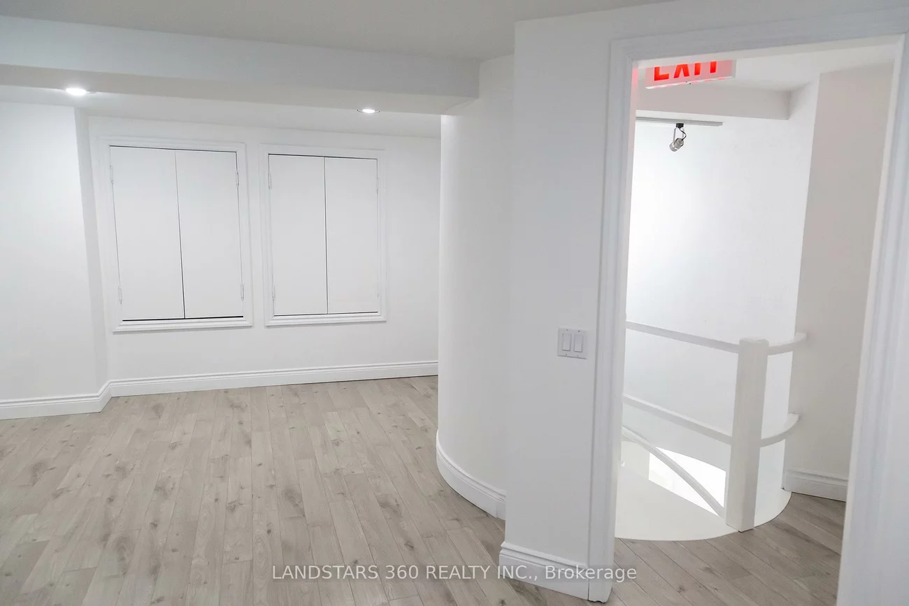 95, East Beaver Creek, Beaver Creek Business Park, Richmond Hill