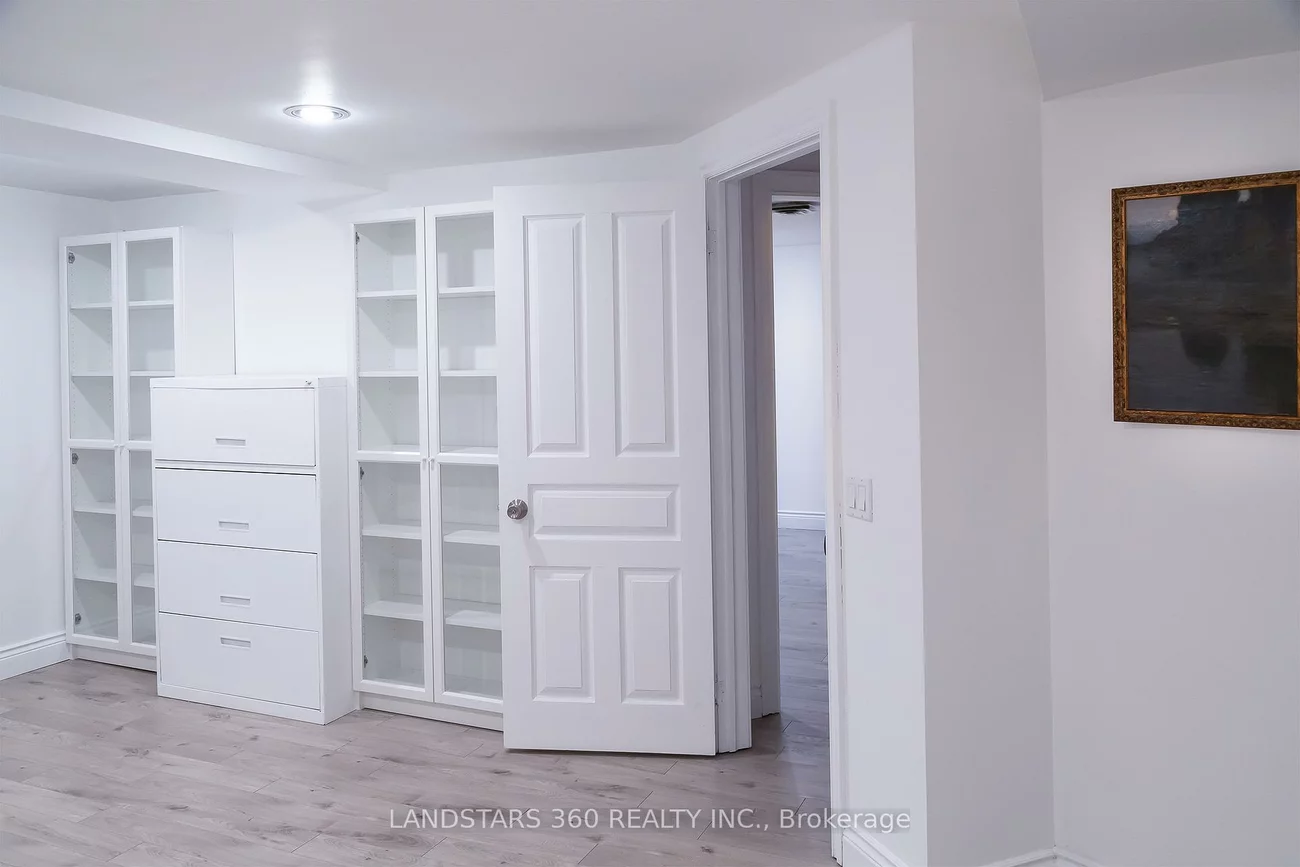 95, East Beaver Creek, Beaver Creek Business Park, Richmond Hill