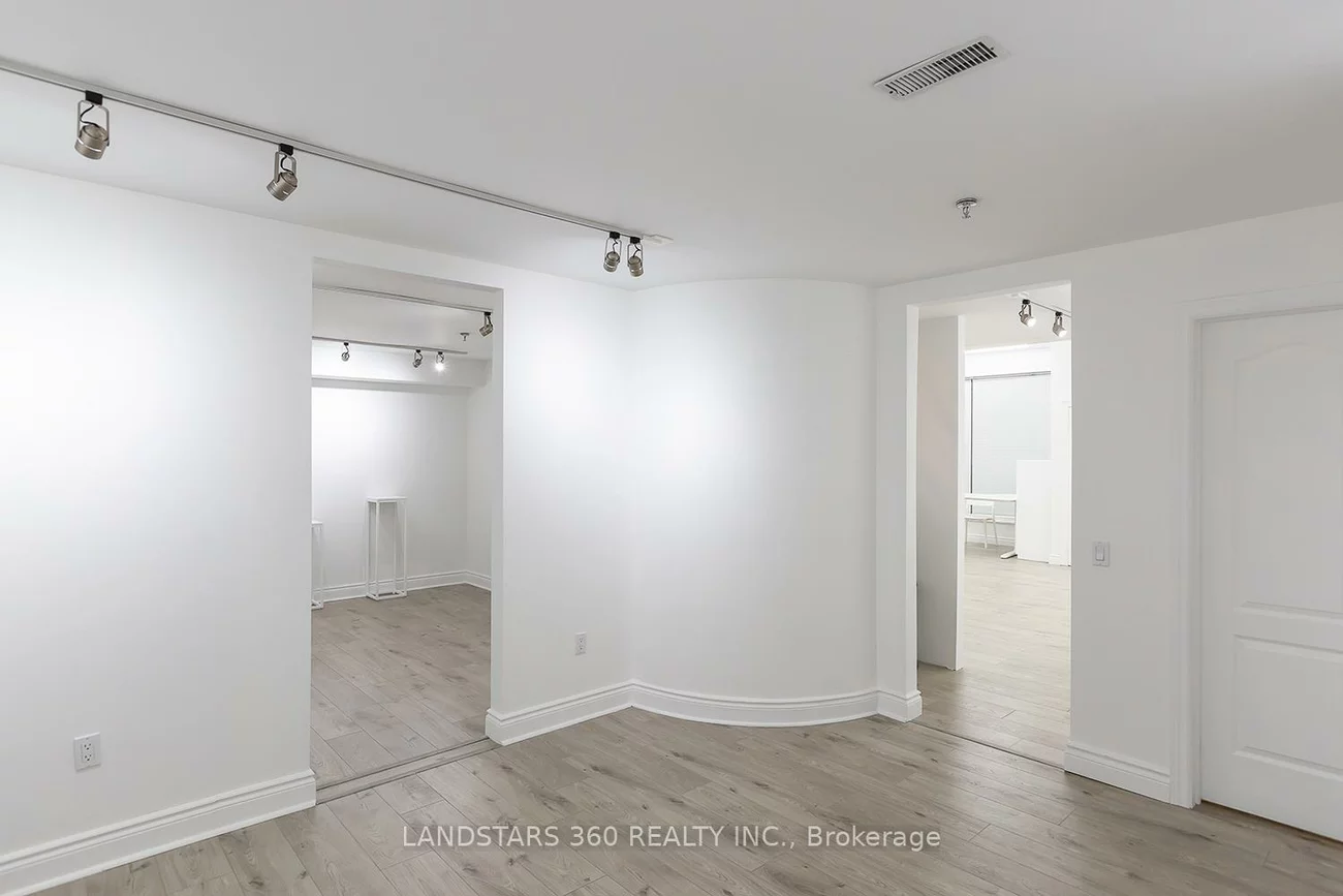 95, East Beaver Creek, Beaver Creek Business Park, Richmond Hill