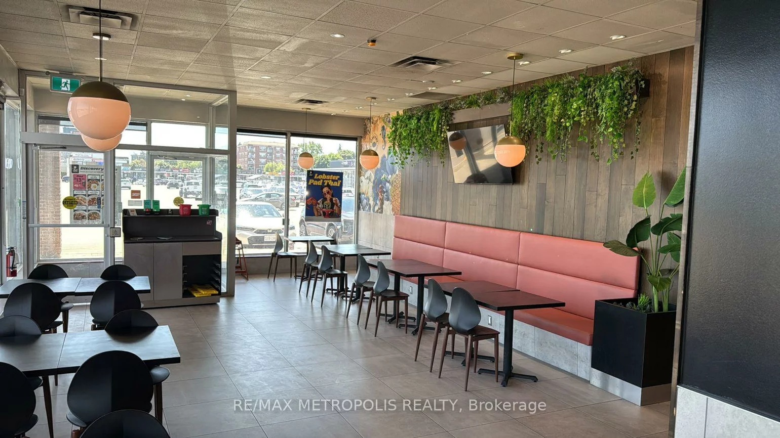 10520, Yonge, Mill Pond, Richmond Hill