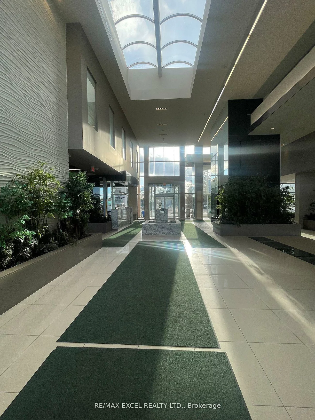 9610, Yonge, North Richvale, Richmond Hill