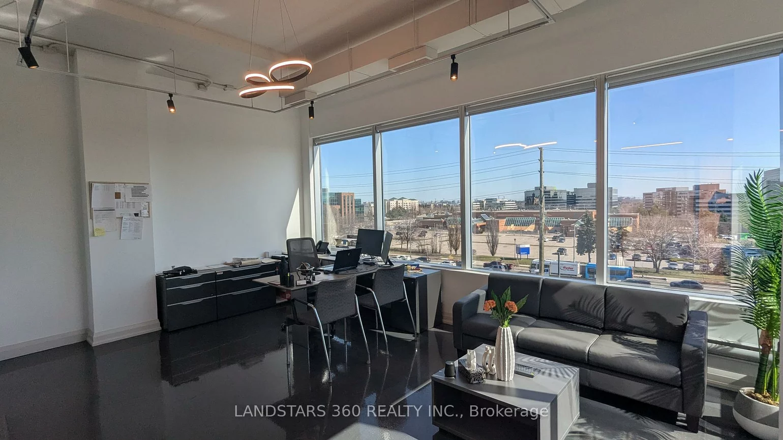 15, Wertheim, Beaver Creek Business Park, Richmond Hill