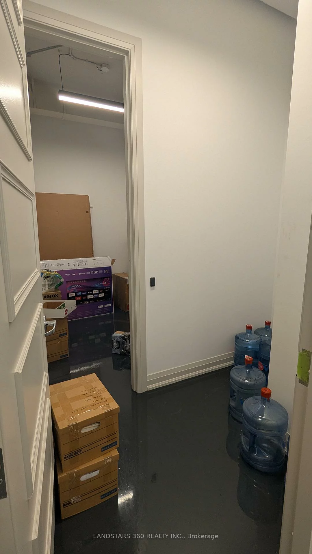 15, Wertheim, Beaver Creek Business Park, Richmond Hill