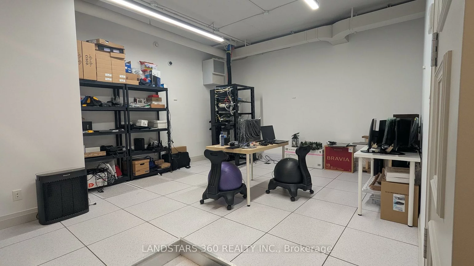 15, Wertheim, Beaver Creek Business Park, Richmond Hill