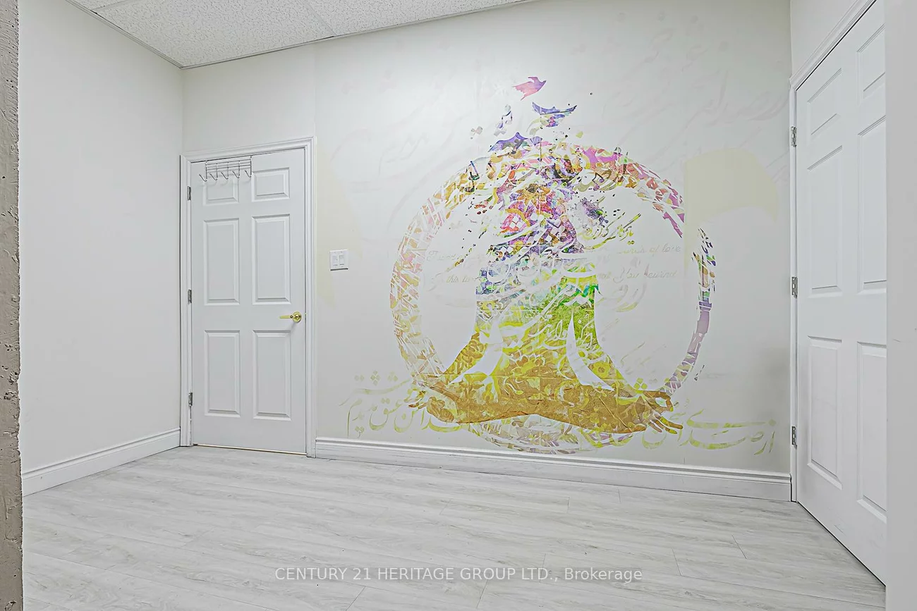 9201, Yonge, North Richvale, Richmond Hill