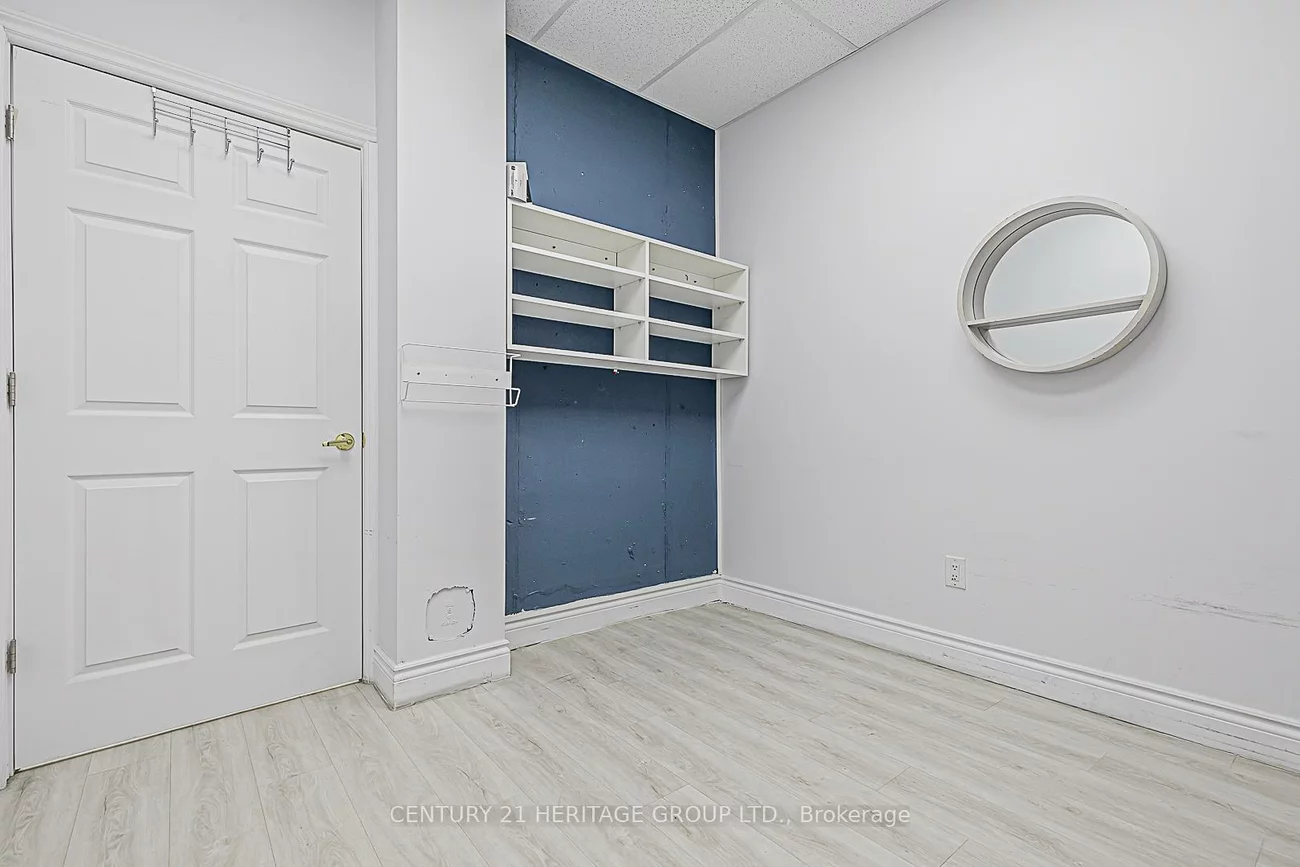 9201, Yonge, North Richvale, Richmond Hill