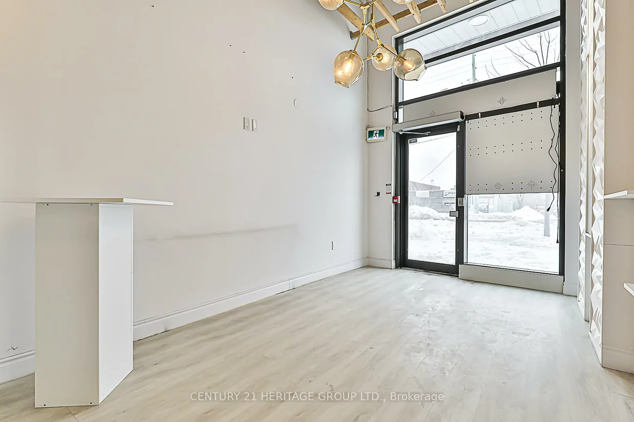 9201, Yonge, North Richvale, Richmond Hill