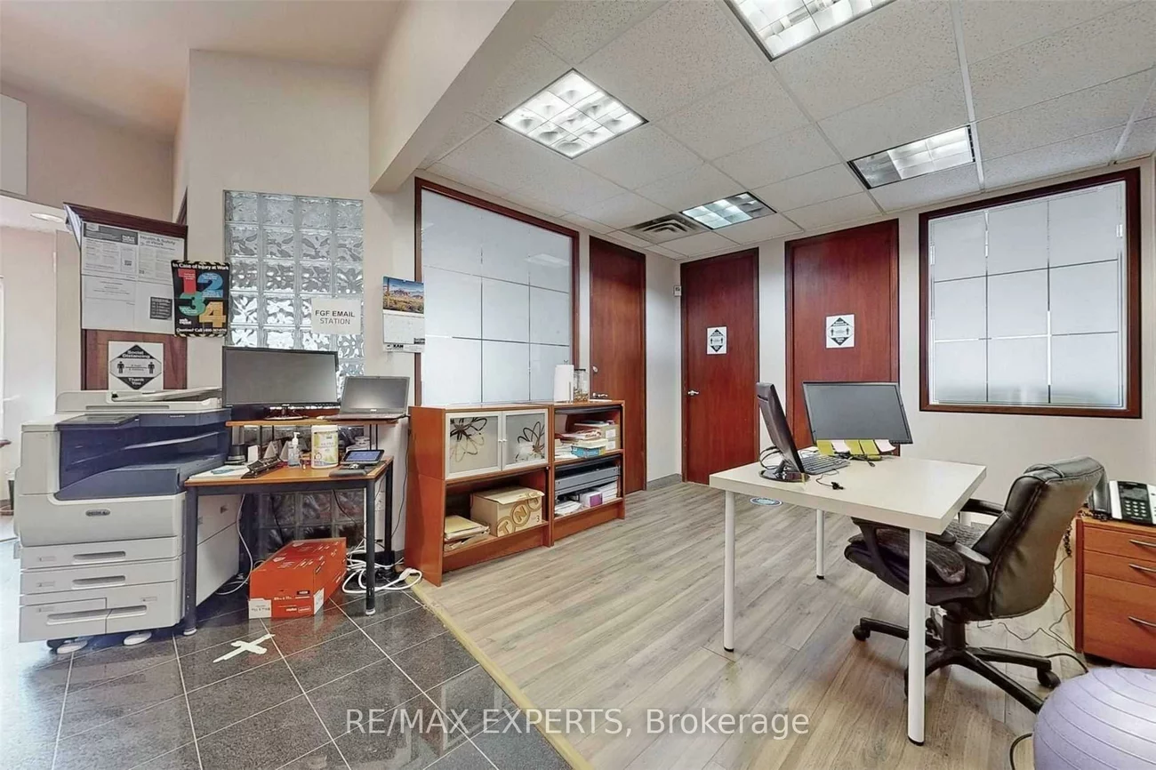 30, Wertheim, Beaver Creek Business Park, Richmond Hill