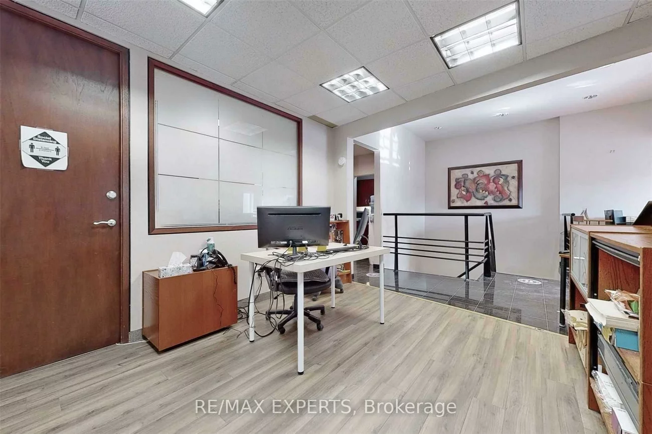 30, Wertheim, Beaver Creek Business Park, Richmond Hill