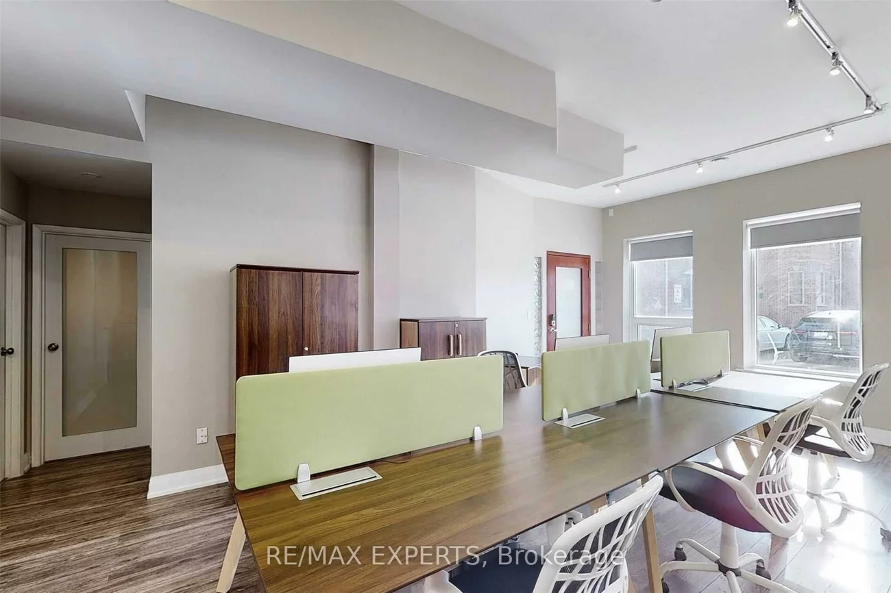 30, Wertheim, Beaver Creek Business Park, Richmond Hill