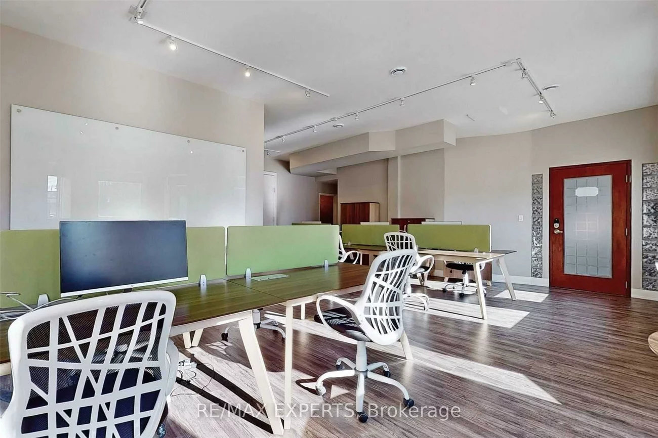 30, Wertheim, Beaver Creek Business Park, Richmond Hill