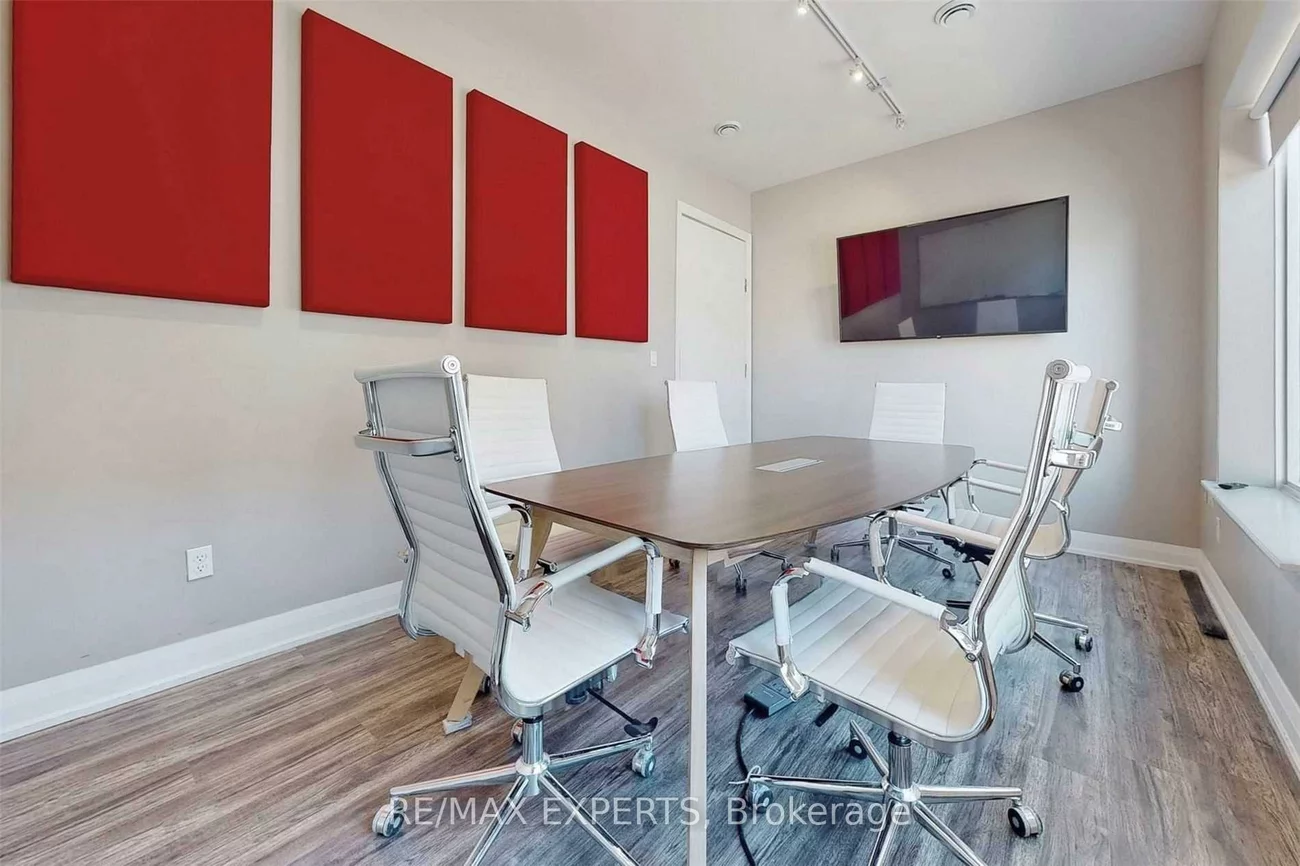 30, Wertheim, Beaver Creek Business Park, Richmond Hill