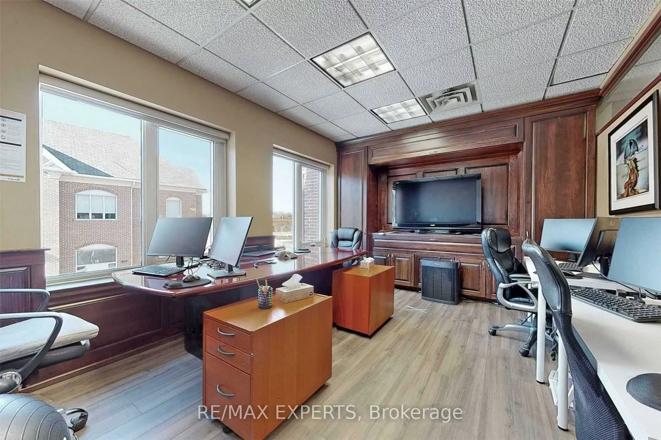 30, Wertheim, Beaver Creek Business Park, Richmond Hill