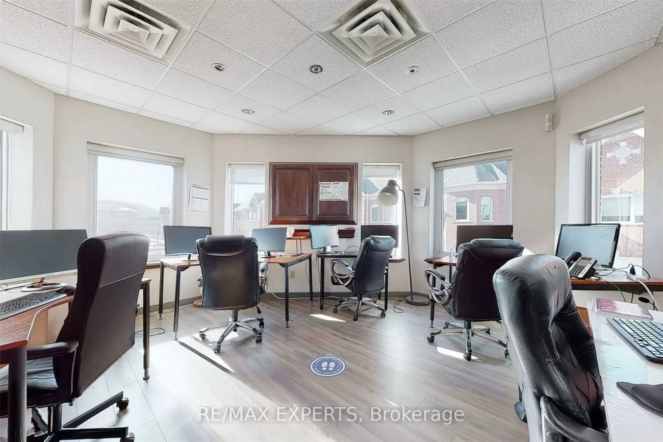30, Wertheim, Beaver Creek Business Park, Richmond Hill