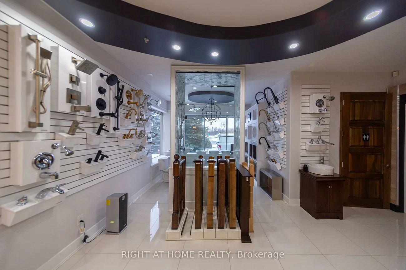 636, Edward, Devonsleigh, Richmond Hill