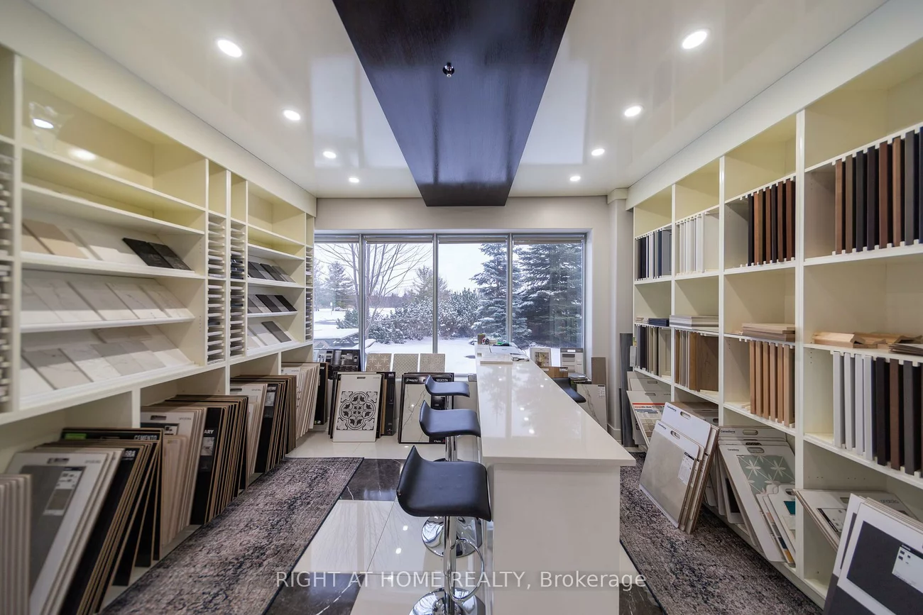 636, Edward, Devonsleigh, Richmond Hill