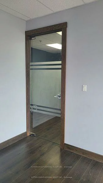 10376, Yonge, Mill Pond, Richmond Hill