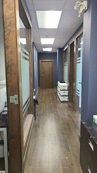 10376, Yonge, Mill Pond, Richmond Hill