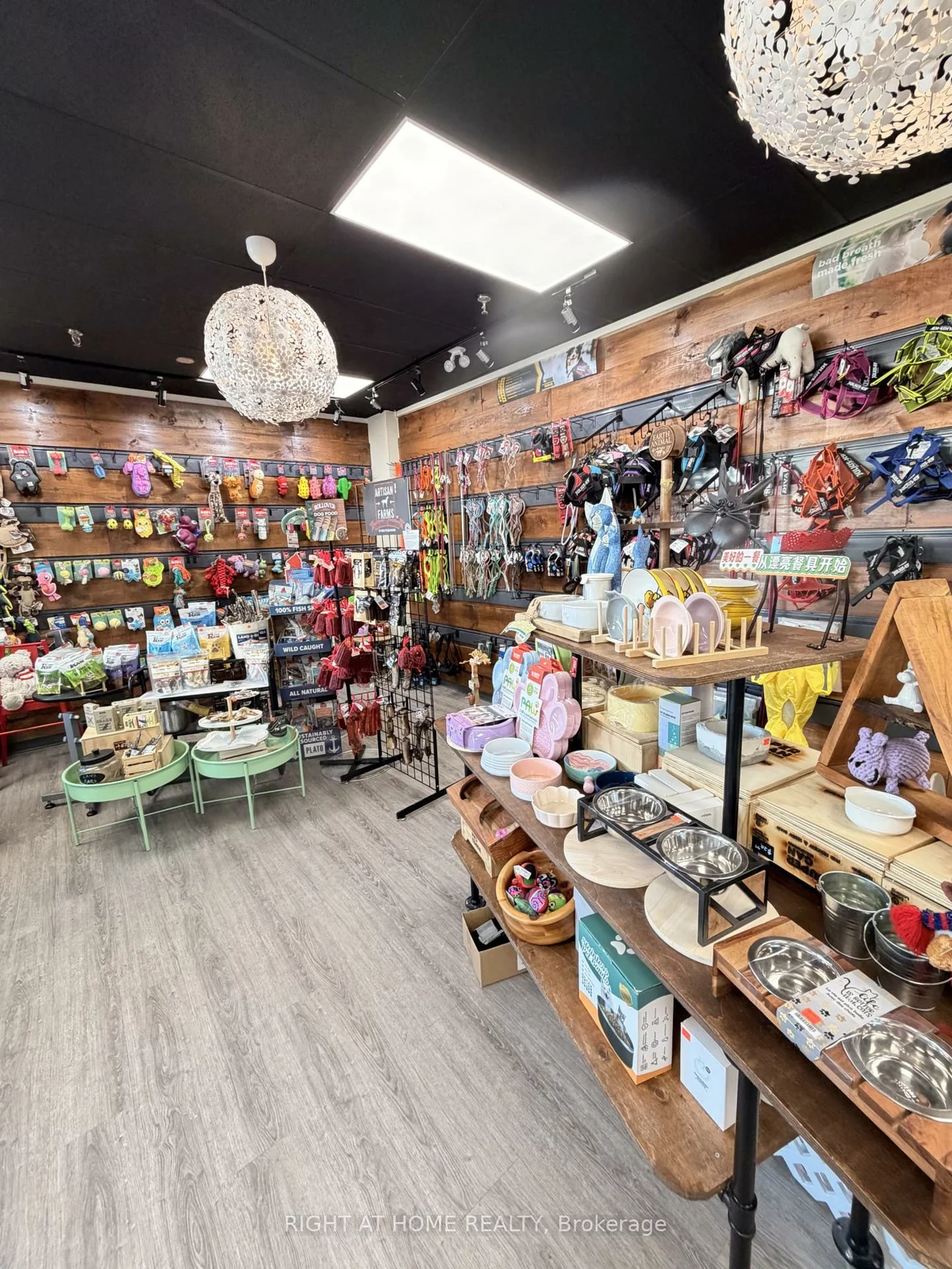 420, HWY 7, Doncrest, Richmond Hill