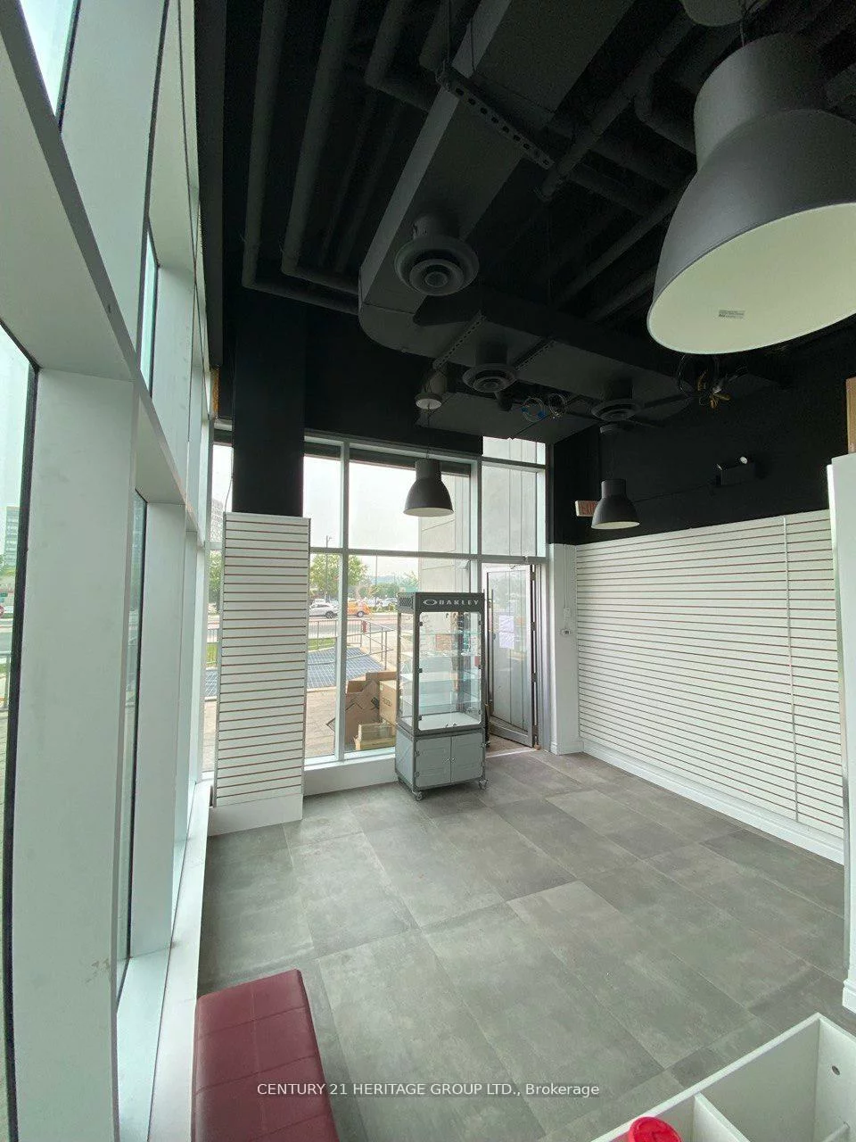 9610, Yonge, North Richvale, Richmond Hill