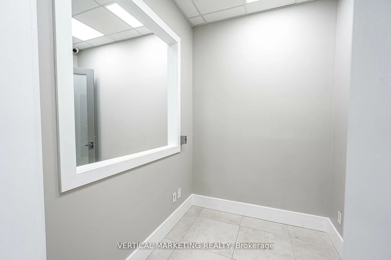 35, West Pearce, Beaver Creek Business Park, Richmond Hill