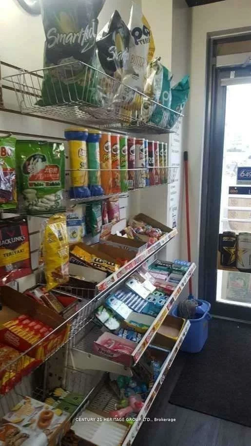 372, Hwy 7, Doncrest, Richmond Hill